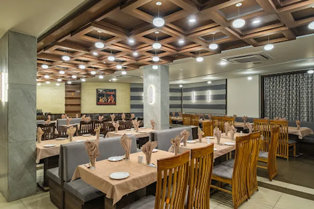 Emerald The Restaurant & Banquets