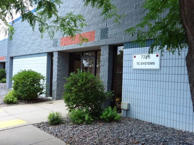 TC Systems DELL/HP/IBM Servers, Workstations, Desktops and Parts.