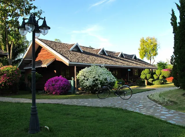 Wattana Village Resort