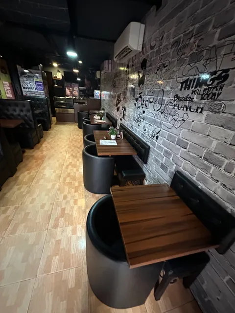 Tandoori Zaika Resturant / The Hotspot Cafe