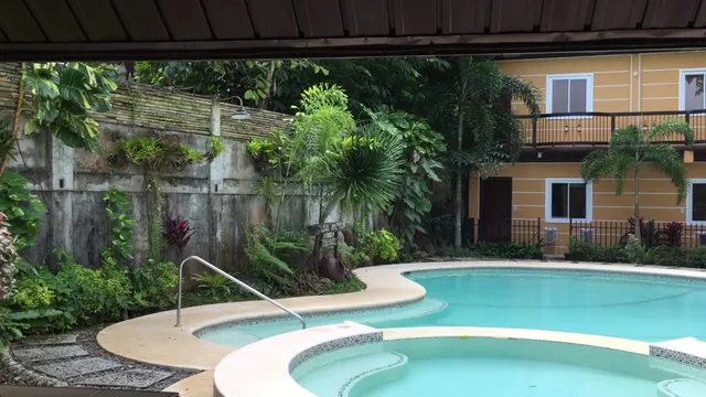 Casa Del Rio Resort