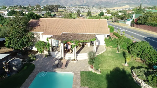 African Tulip Guesthouse