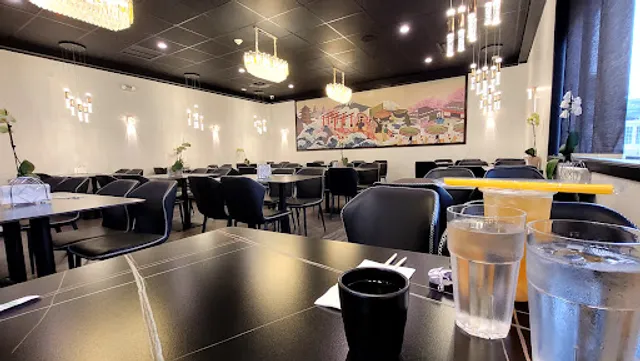 Momoyama Ramen & Hawaiian BBQ II