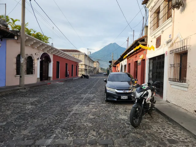 Hotel Acatenango Inn