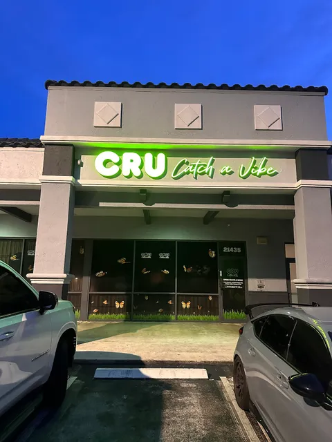 Cru Lounge Miami Gardens