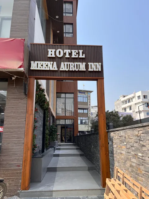 Hotel Meena Aurum Inn