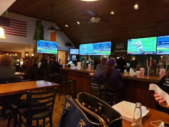Dango Fitzgerald's Irish Restaurant & Sports Pub