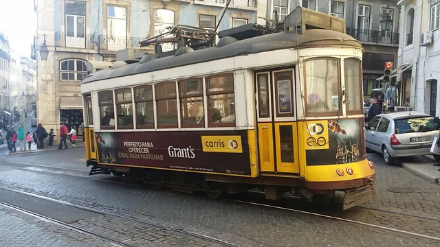 Tram 25