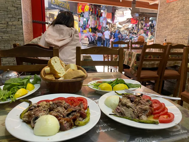 Ustabaşı Tandır Çorba Döner