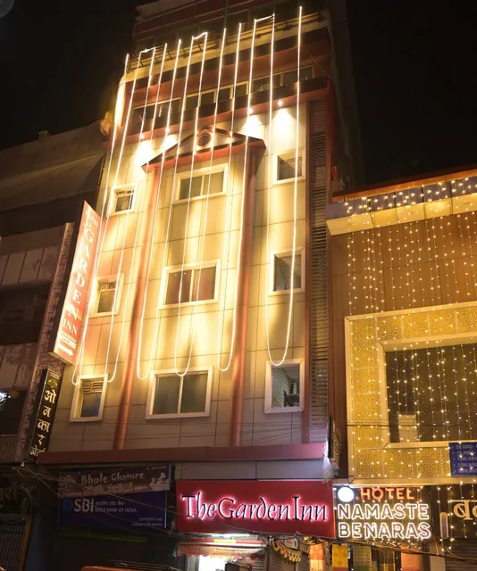 HOTEL THE GARDEN INN