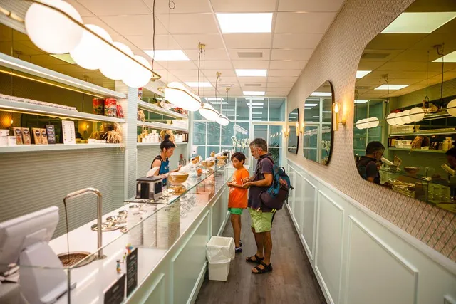 Cremela Helados y Chocolates