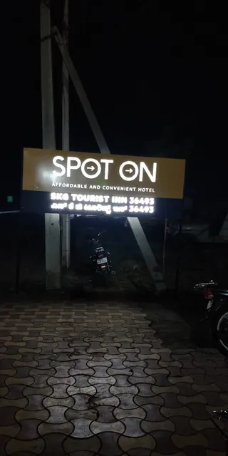 SPOT ON 36493 Skg Tourist Inn