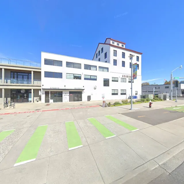 Lisa Parslow, blu ink / eXp Realty