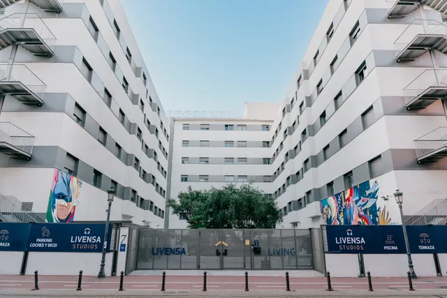 Livensa Living Studios Valencia Marina Real