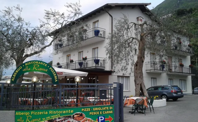 Albergo Bar Ristorante Alla Rama