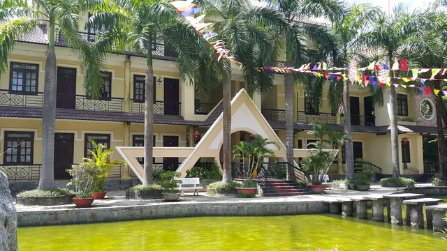 Dang Vinh Hotel - Cu Chi Warter Park