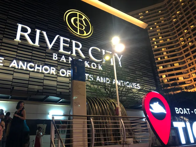 昭披耶河公主號自助晚餐