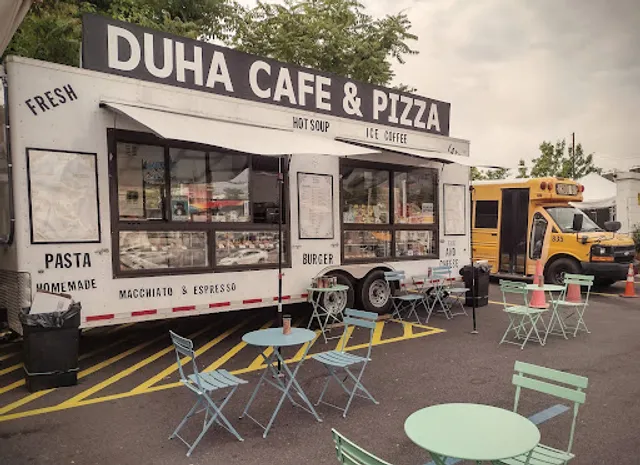 Duha Cafe & Pizza