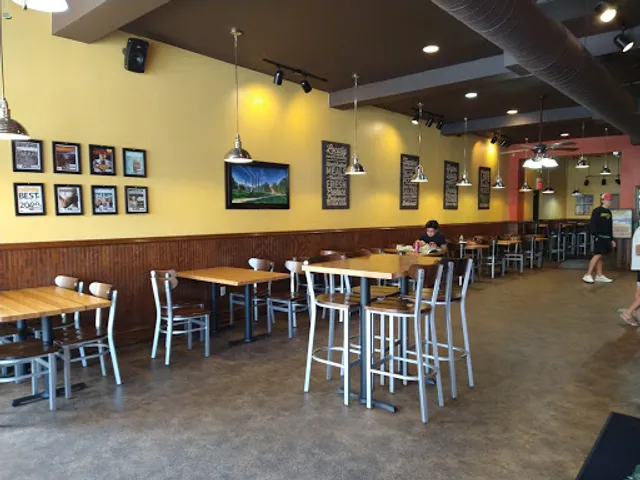 Pickleman's Gourmet Cafe