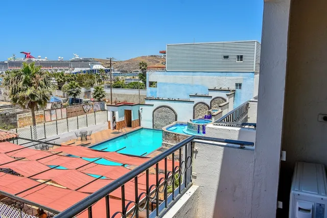Hotel Costa Ensenada