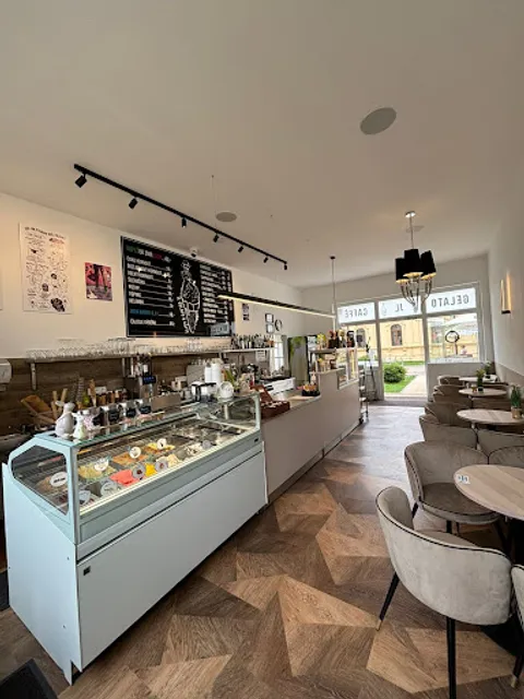 JL Gelato & Caffé