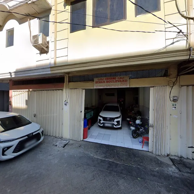 D'Tata Kost dan Warkop