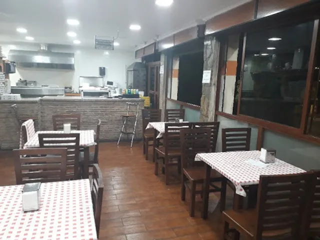 Restaurante Pizzería Nour