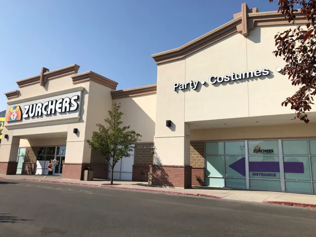 ZURCHERS Party + Costumes + Wedding