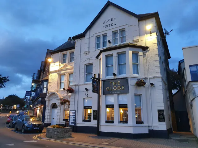 The Globe Hotel
