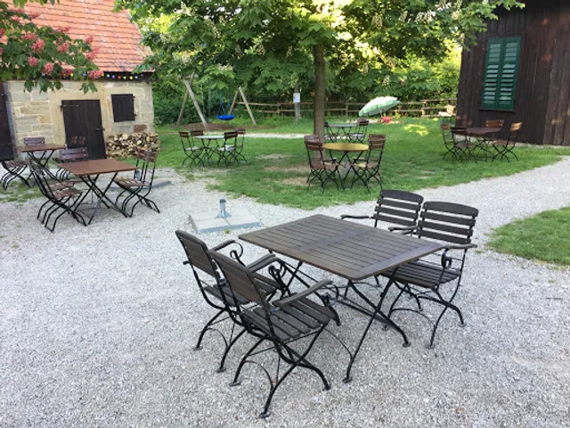 Museumsgasthof Roter Ochsen (Wackershofen) - Geschwister Stohlmann GmbH