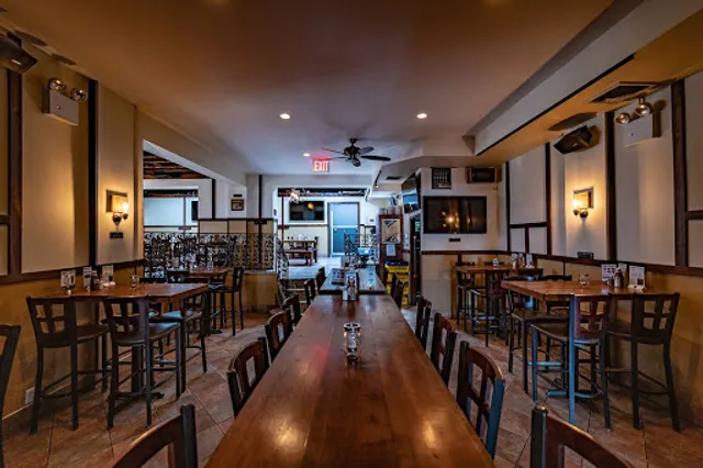 Cobblestones Pub and Biergarten