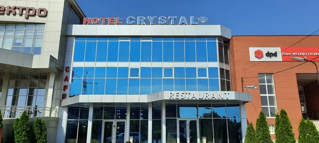 Ресторанно-гостиничный комплекс "CRYSTAL"