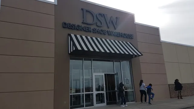 DSW Designer Shoe Warehouse