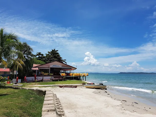 Mawilla Yacht Club Restaurant