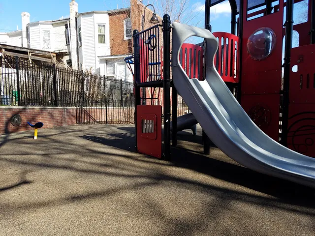 11th and Monroe Street Park