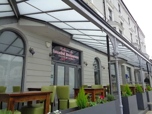 Istanbul Restaurant Cafe Bar & Grill