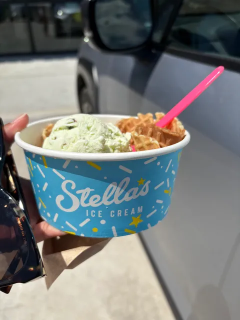 Stella's Ice Cream - Elkhorn