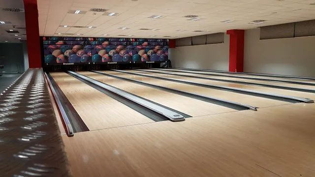 Six Bowling Strike