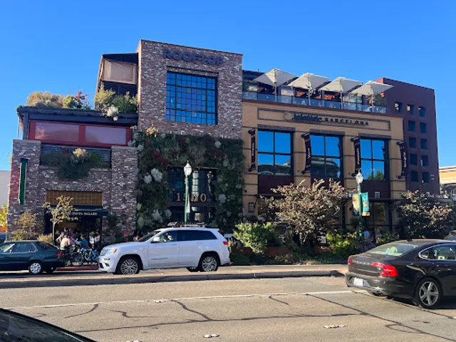 Rooftop Restaurant & Bar