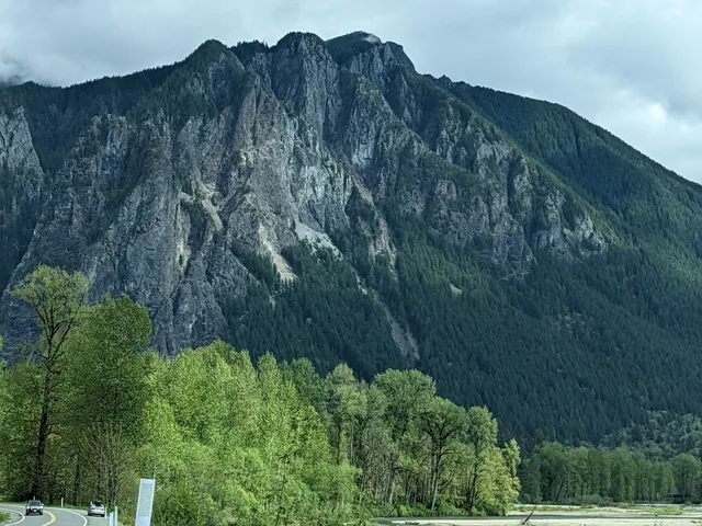 Welcome to Twin Peaks Sign Place
