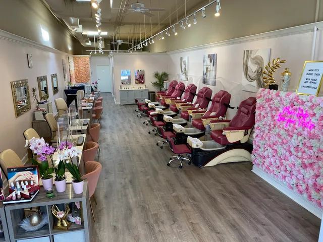 Anna's Nail at Cherry Creek