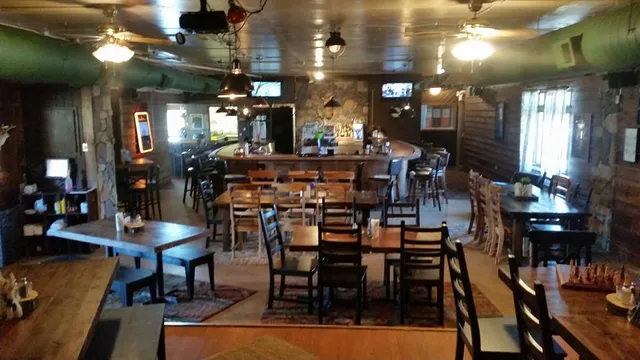 Back to the SRO Bar & Grill