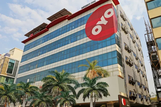 Capital O Halcyon Deccan Inn Near Shilparamam