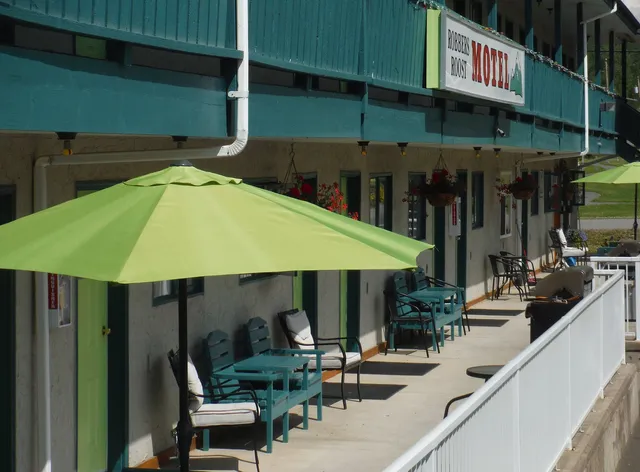 The Outpost Motel (formerly Robbers Roost)