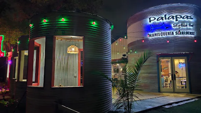 Palapas seafood bar
