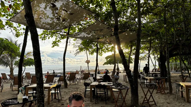 Manzú a Beachfront Restaurant