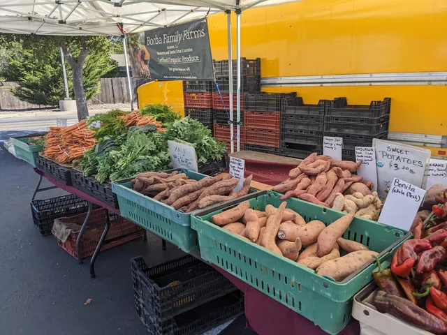 Del Monte Farmers Market