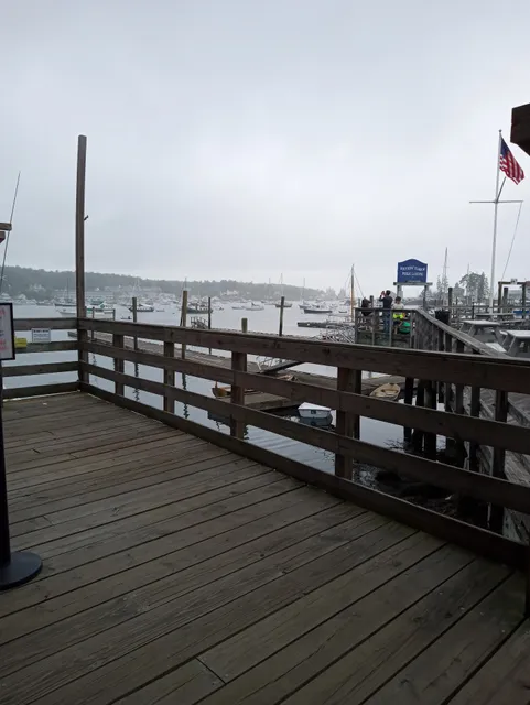 Cabbage Island Clambakes