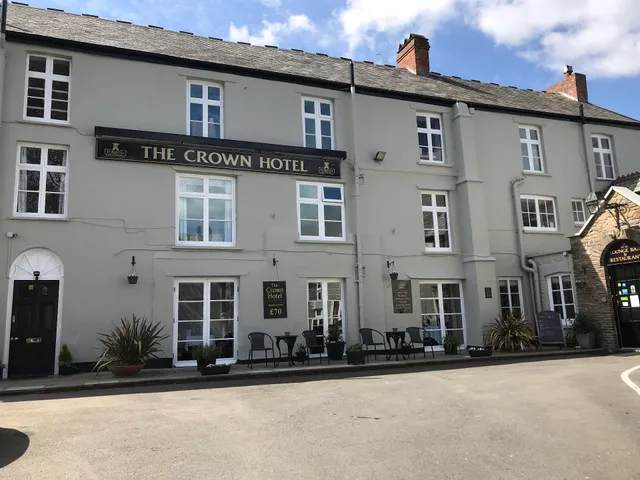 The Crown Hotel