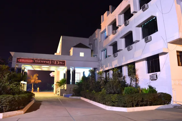 Hotel Yuvraj Deluxe